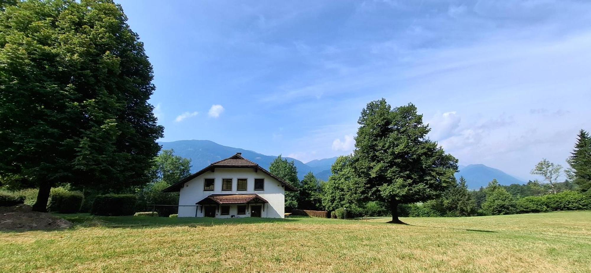 Ferienwohnungen Schloss Wasserleonburg Nötsch Dış mekan fotoğraf