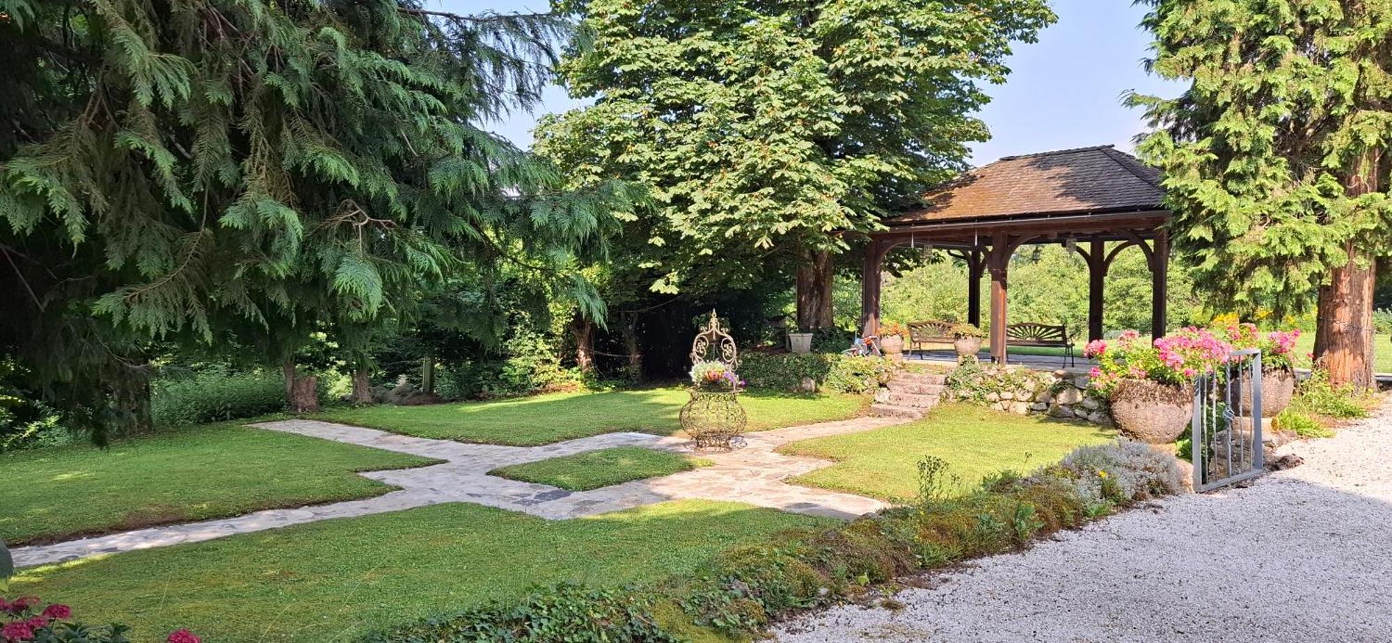 Ferienwohnungen Schloss Wasserleonburg Nötsch Dış mekan fotoğraf